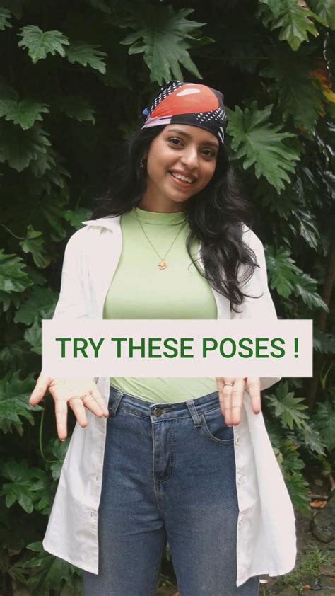 awkward hand poses fashion poses women photography poses