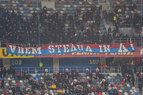 Fanii CSA Steaua Ironii La Adresa Rivalilor De La Peluza Nord FCSB