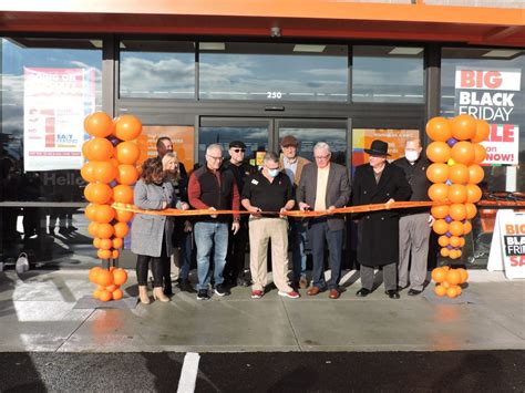 Big Lots Celebrates Grand Opening Of Weirton Location News Sports