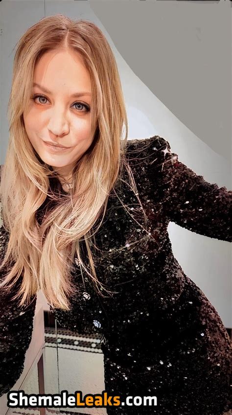 Kaley Cuoco Kaleycuoco Leaked Nude OnlyFans Photo ShemaleLeaks
