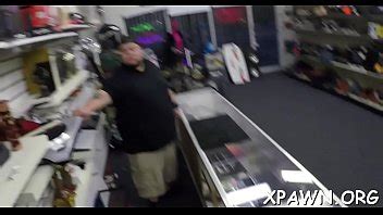 Hawt Bitch Has Sex In Shop Xnxx