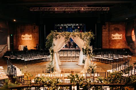 Unique Wedding Venues In Detroit Detroit Wedding Photographer