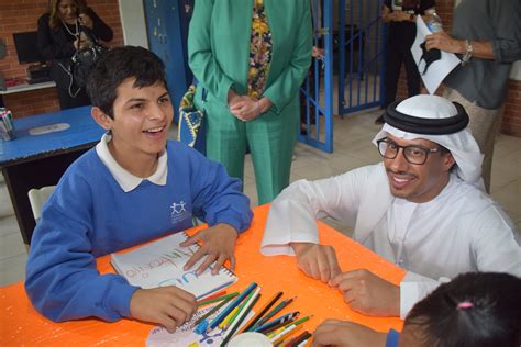 Embajada de Emiratos Árabes Unidos “cobija” a personas con discapacidad