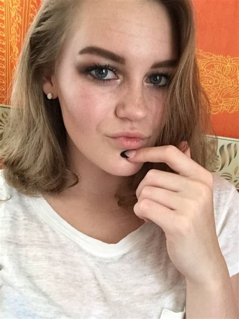 Perfect Yo With Pierced Nipples And A Fat Ass Scrolller