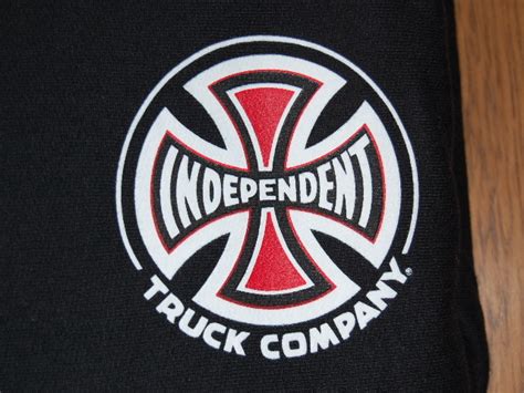 Yahoo オークション Supreme INDEPENDENT Hooded Sweatshirt FUCK TH