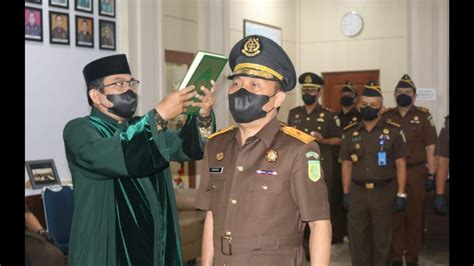 Kajati Maluku Melantik Wakil Kepala Kejaksaan Tinggi Maluku LiraNews