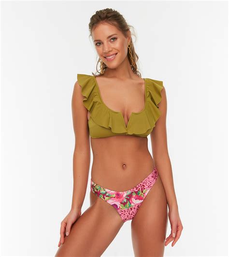 Buy Trendyol Floral Pattern Bikini Bottom In Pink Thstreet Qatar