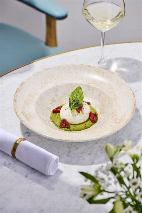 Classic Italian Restaurant And Bar In Marlow Piccolino