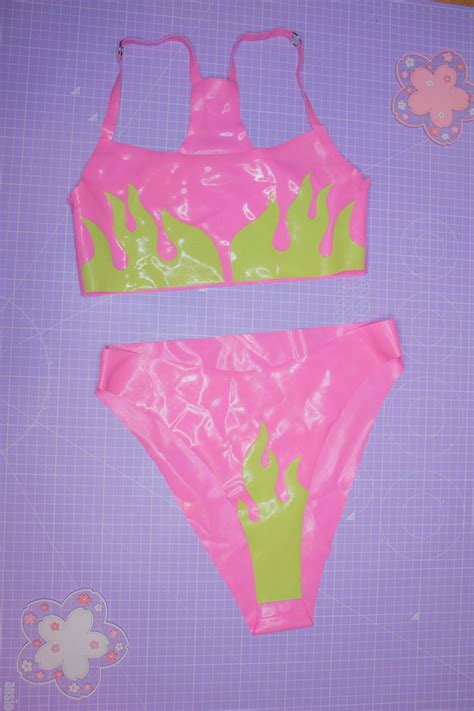 Neon Flamme Latex Bikini Set Bikini Halloween Zombie Utility Etsy Schweiz