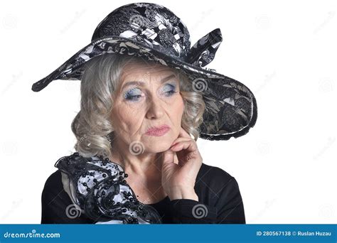 Mature Triste Femme Dans Ce Qui Pose Photo stock Image du individualité durée
