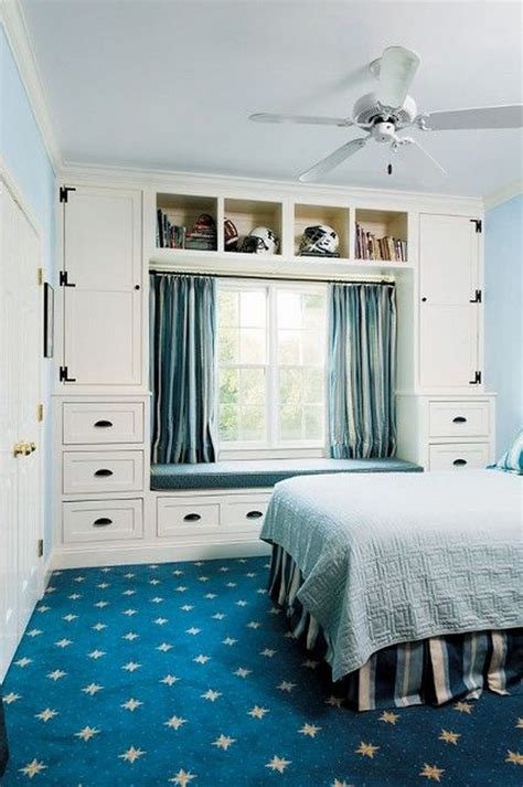 Storage ideas for small bedrooms to maximize the space