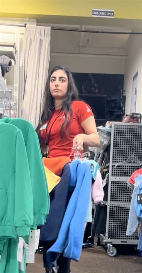 Store Employee Candid Ass In Lulu Legging Candid Teens