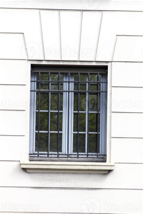 Traditional Paris window 14319152 Stock Photo at Vecteezy