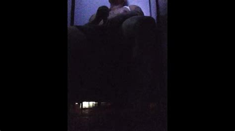 Hot Stud 在 Gloryhole 中抽搐 Pornhub Gay