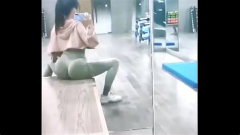 Chịch toét lồn em gymer mông to gợi cảm Phim Sex Học Sinh HD Phim