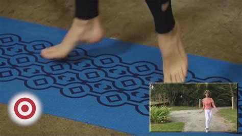 Hot Sexy Lizzie Bassett Bikini Pics