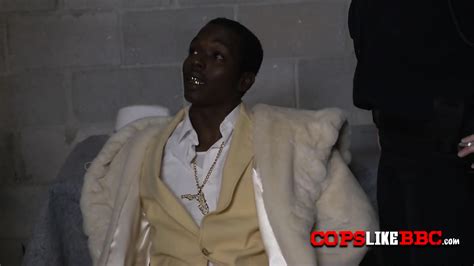 Pimp Gets Lucky When Heï½s Caught By Perverted Milf Cops