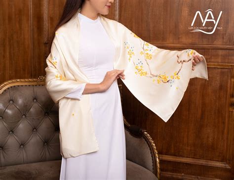 Kh N Cho Ng L A Cao C P Th U Hoa Sen M U Nude Qu T Ng I T C Sang Tr Ng