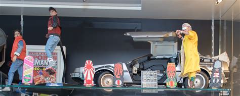 Posed Th Scale Hot Toys Sideshow More Tfw The Boards