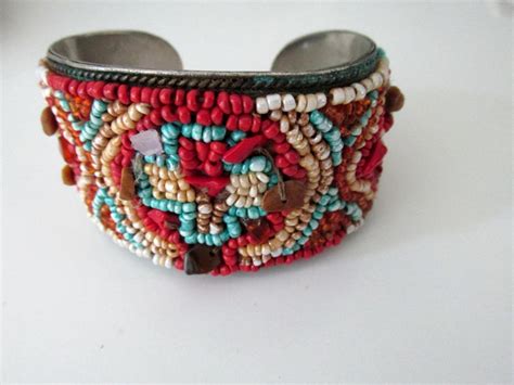 Southwestern Native American Seed Bead Wide Cuff Brac Gem