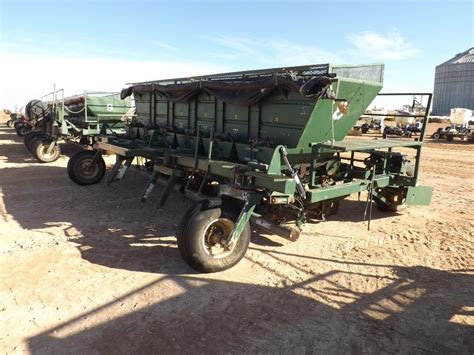 Lockwood 6100 6 Row Potato Planter Bigiron Auctions