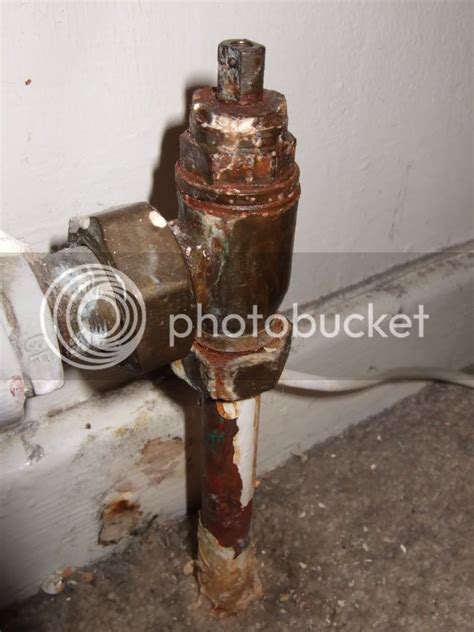 leaking radiator valve — MoneySavingExpert Forum