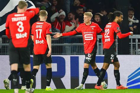 Ligue 1 Rennes gagne face à Angers Nantes lourdement battu à Brest