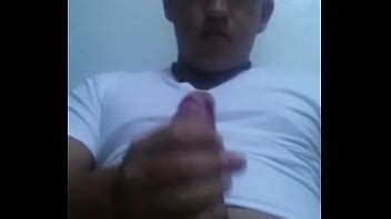 Joven hetero manda vídeo de verga a su novia por whatsapp XVIDEOS