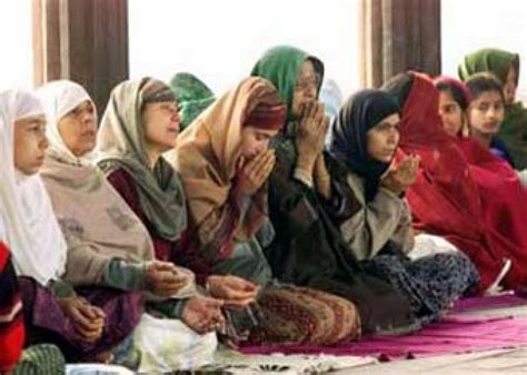 Surprise, Surprise: Muslims Are India’s Poorest And Worst Educated Religious Group | IBTimes