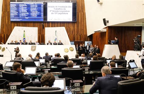 Governador reforça avanços do Paraná na abertura do ano legislativo