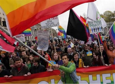 Detenido por extremismo el dueño de un club gay en Rusia lgcba