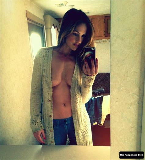 Minka Kelly Nude Photos Videos TheFappening