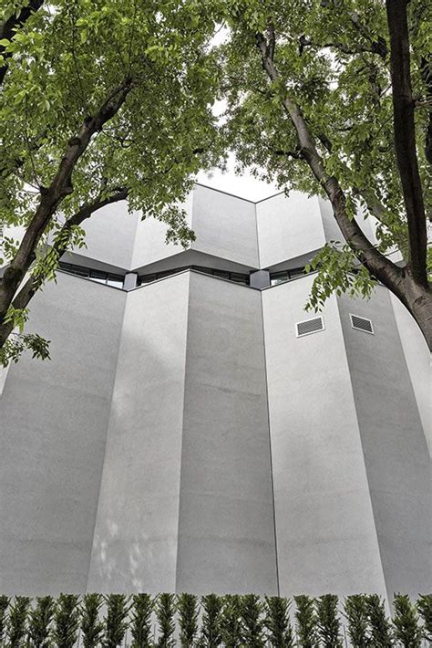 Giorgio Armani: The Making Of An Empire | Architectural Digest