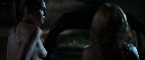 Nude Video Celebs Virginie Ledoyen Nude Marie Josee Croze Nude Axelle Laffont Nude MILF 2018