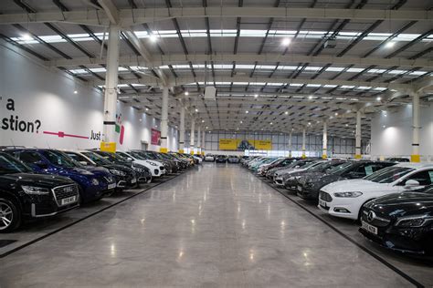 Are car dealerships open on Boxing Day? Do car dealers have Boxing Day