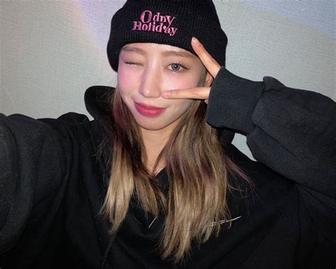230105 SECRET NUMBER Weverse Update - Zuu | kpopping