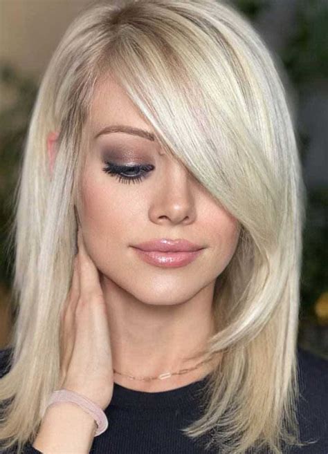 18 Hairstyles For Straight Hair That Are Cute And Trending Straight Blonde Hair Straight