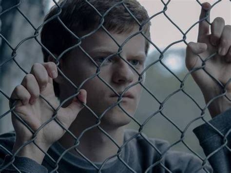 Folha promove sessão de filme sobre cura gay que teve lançamento cancelado nos cinemas