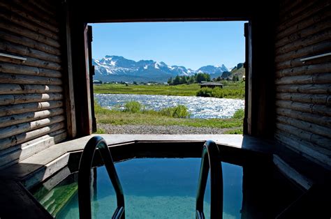 Mountain Village Hot Spring - Idaho.com