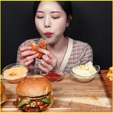 Travel With Hamzy ! Bacon Cheeseburger, Shrimp Burger Double Patty