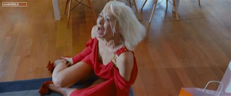 Spuchnieta Anka Nude Kobiety Mafii S E Nuderole