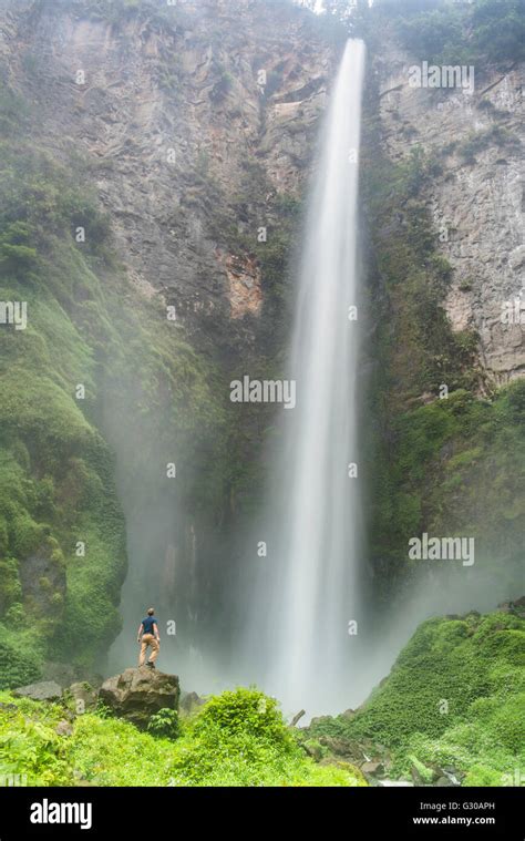 tourist   sipisopiso waterfall lake toba danau toba north