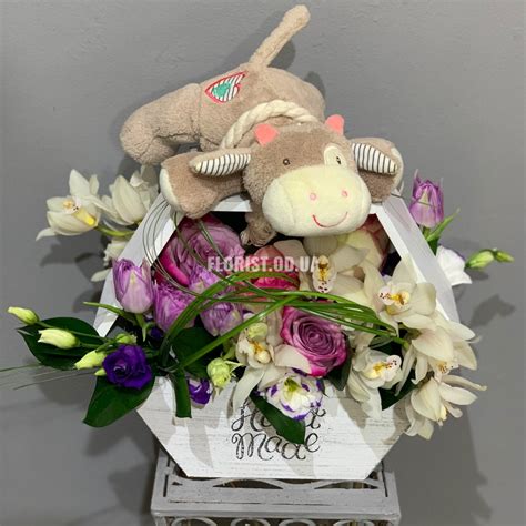 Кашпо деревянное с экзотическими цветами - Интернет магазин Florist, Одесса