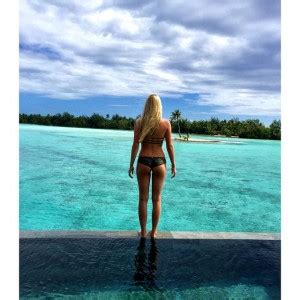 Ava Sambora Bikini Pic On Bora Bora March Phun Org Forum