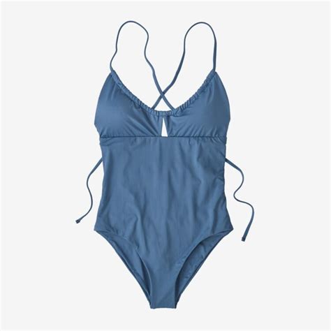 Hot Sexy Elle Lindquist Bikini Pics