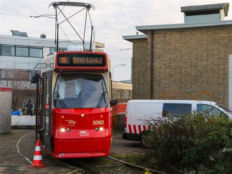 Lijn Gesplitst En Opgeheven Door Werkzaamheden Hoornbrug Haags