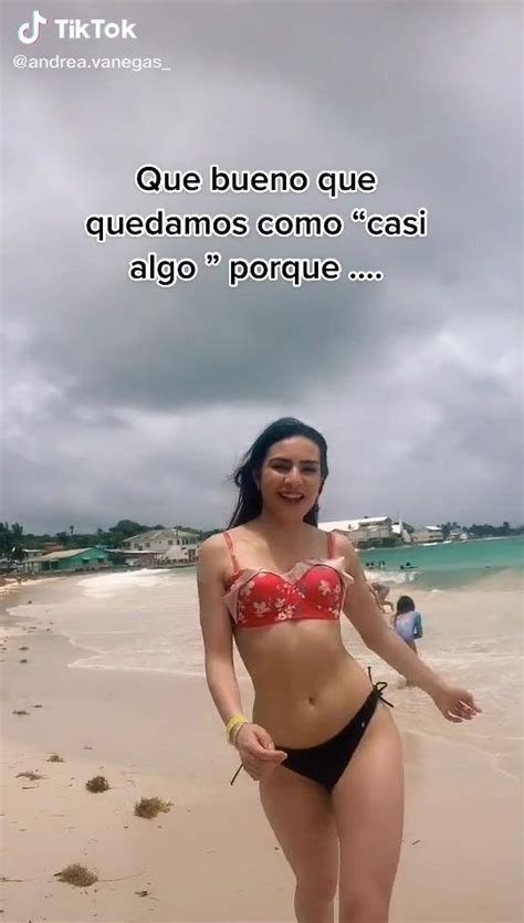 Sexy Karen Andrea Vanegas Shows Cleavage In Bikini At The Beach Sexyfilter
