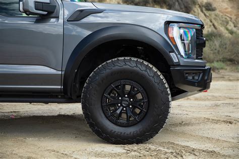 First Drive 2023 Ford Raptor R Does A 700HP V8 Bring The Magic Back