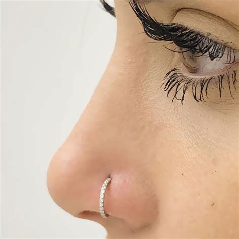 Piercing de Nariz ou Orelha Argolinha Clicker Titânio PVD Gold