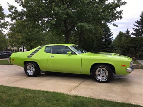 Plymouth Road Runner Six Pack Sublime Green Stunning